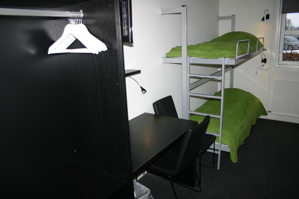 Stoberiet Hostel Свендборг Стая снимка A room at the hotel