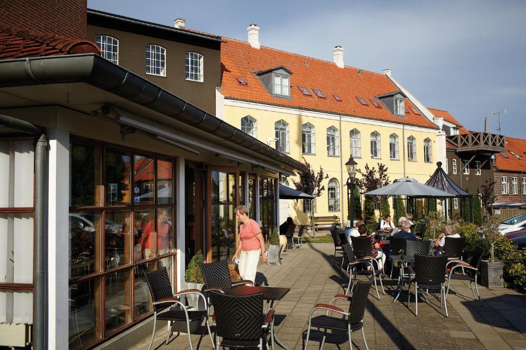 Stoberiet Hostel Свендборг Екстериор снимка The old town of Sønderborg